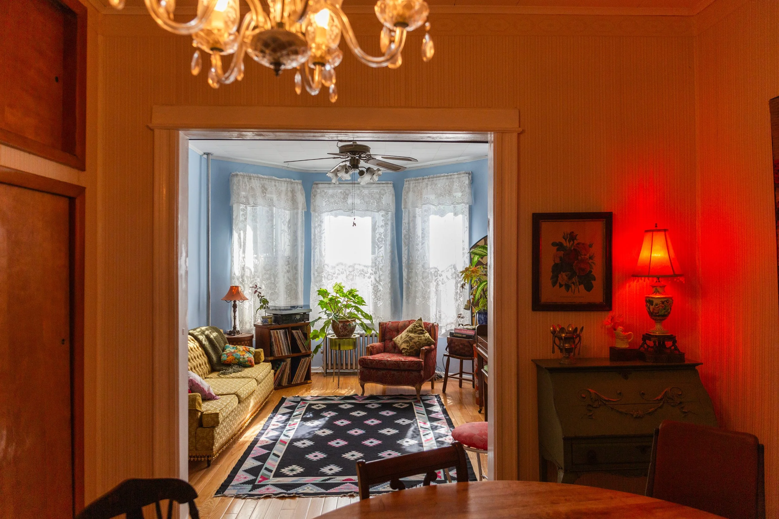 APARTMENT IN MAY_02.jpg