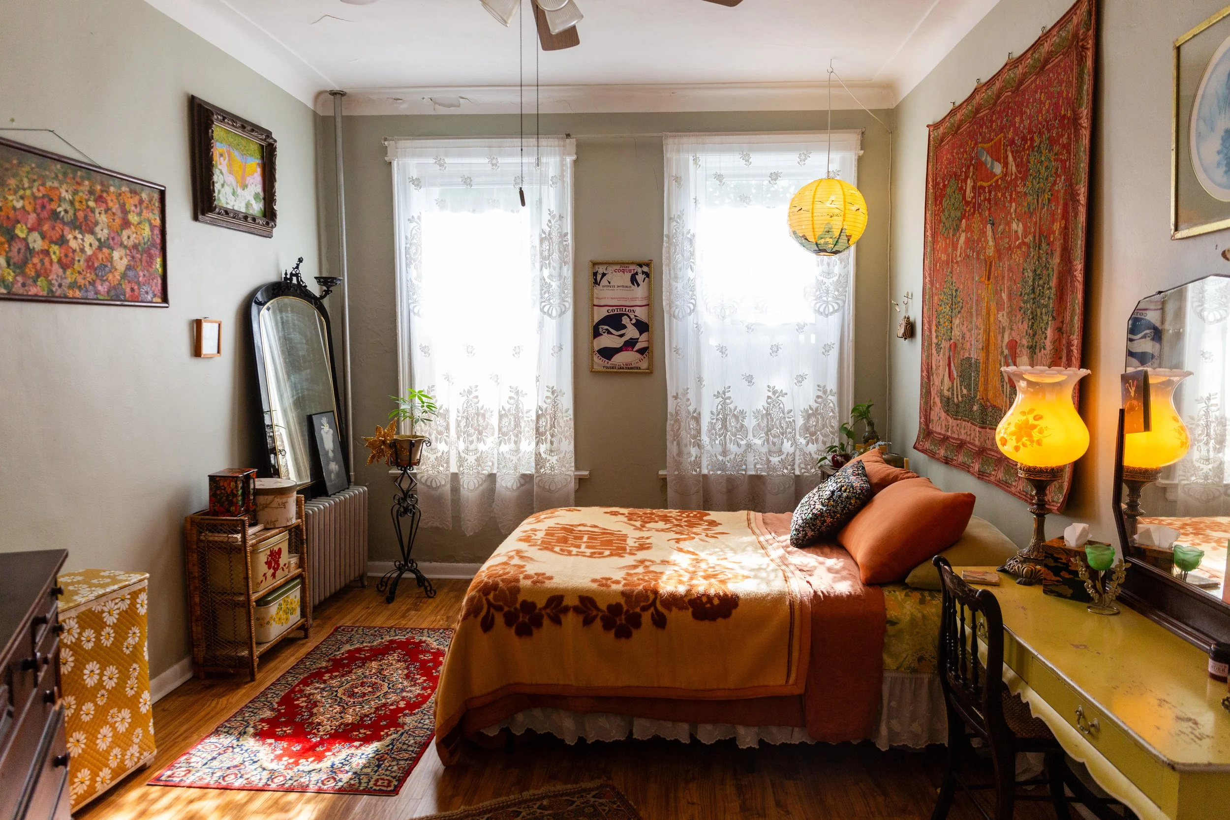 APARTMENT IN MAY_30.jpg