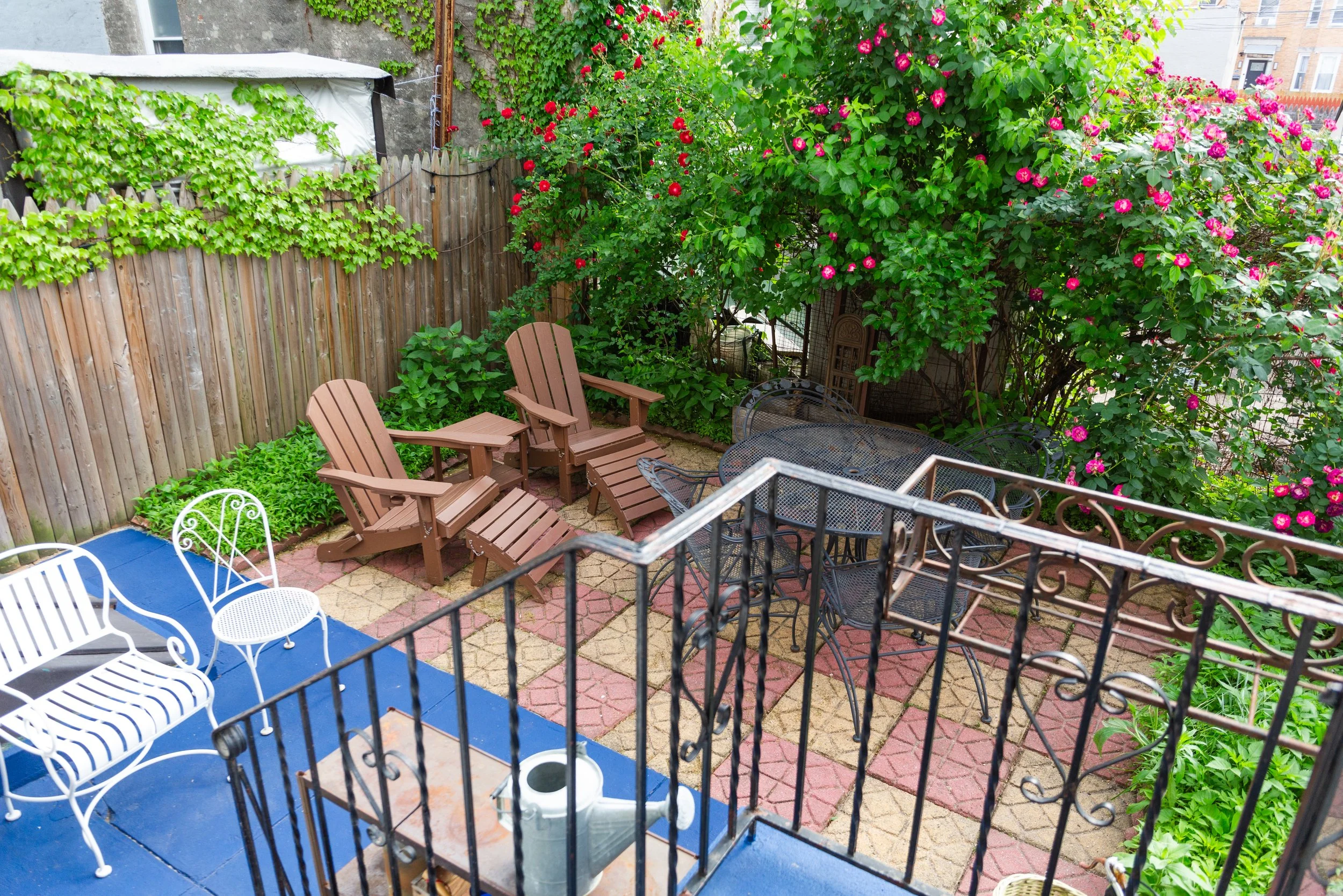 APARTMENT IN MAY_82.jpg