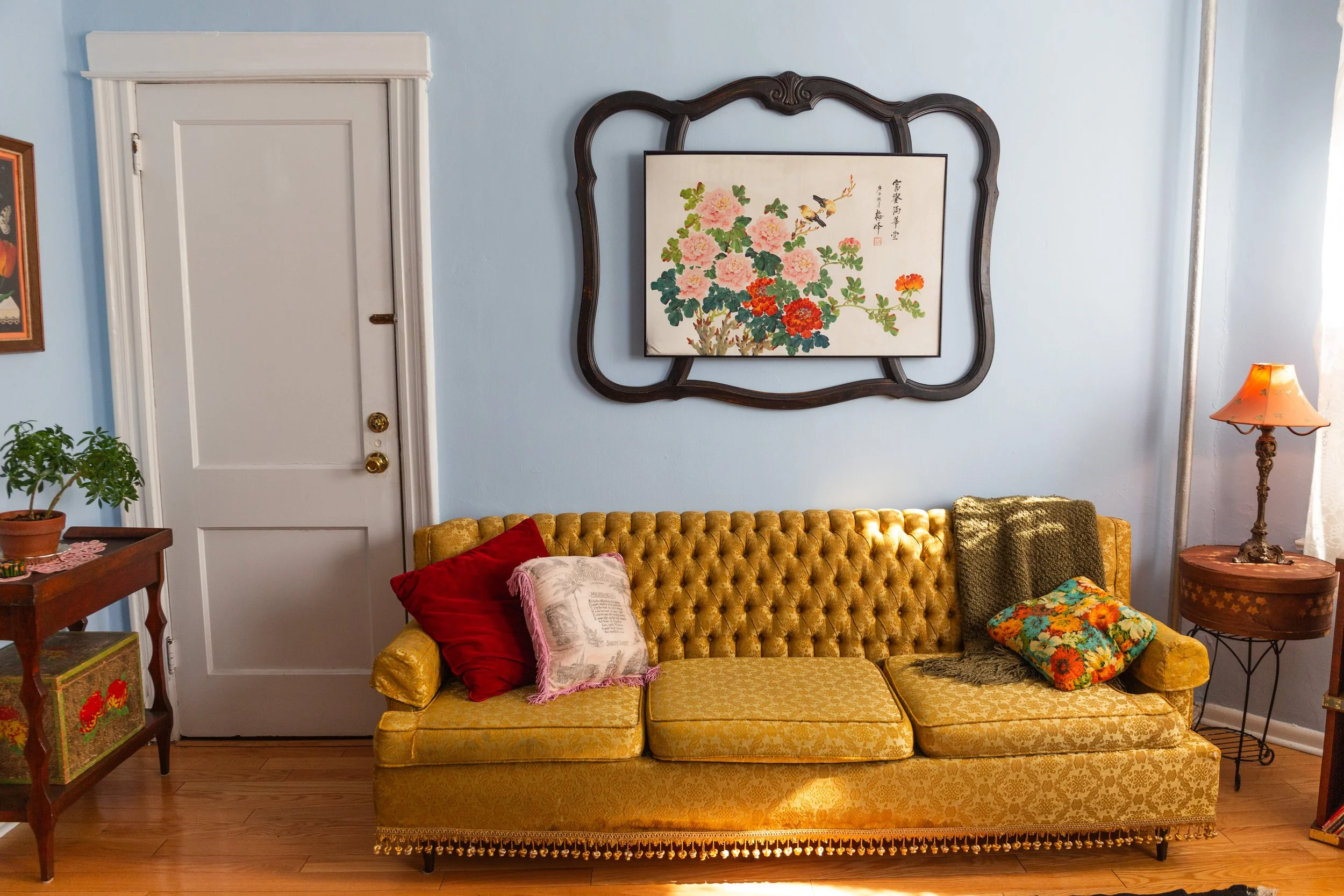 APARTMENT IN MAY_07.jpg