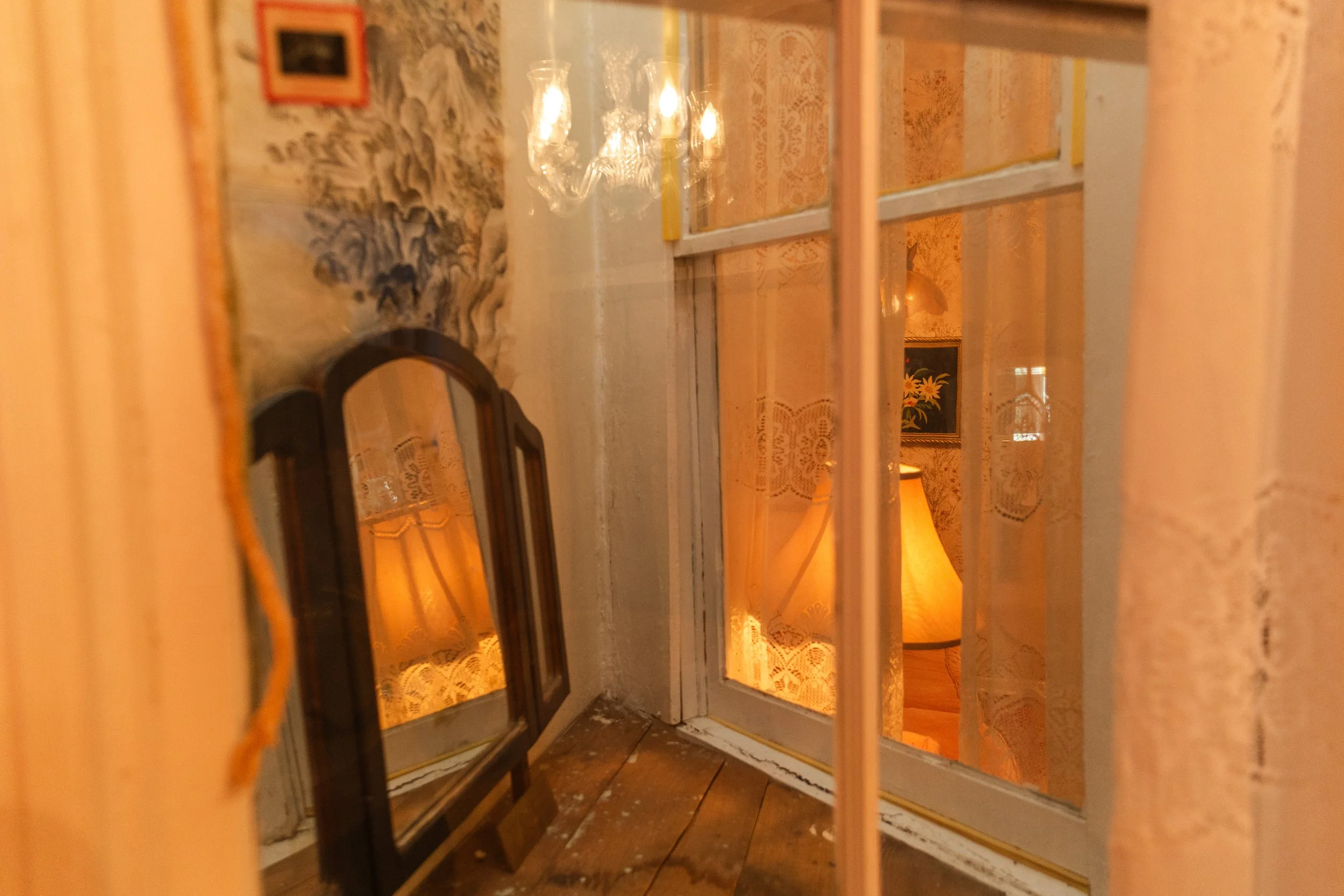APARTMENT IN MAY_20.jpg