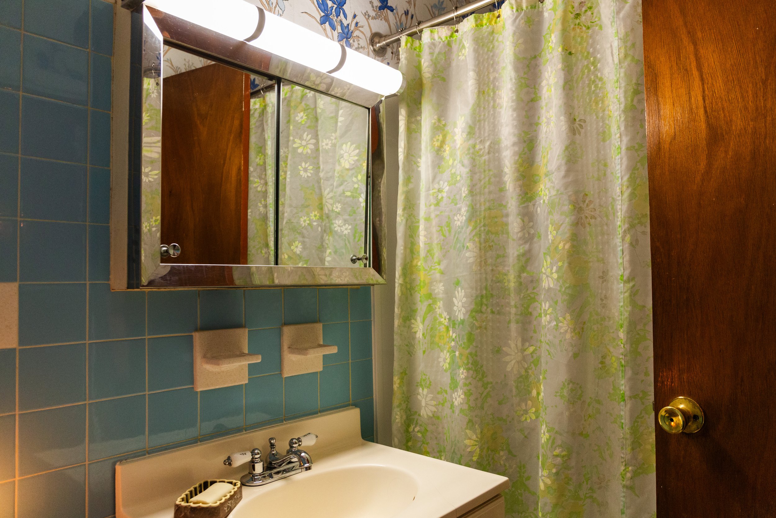 APARTMENT IN MAY_51.jpg