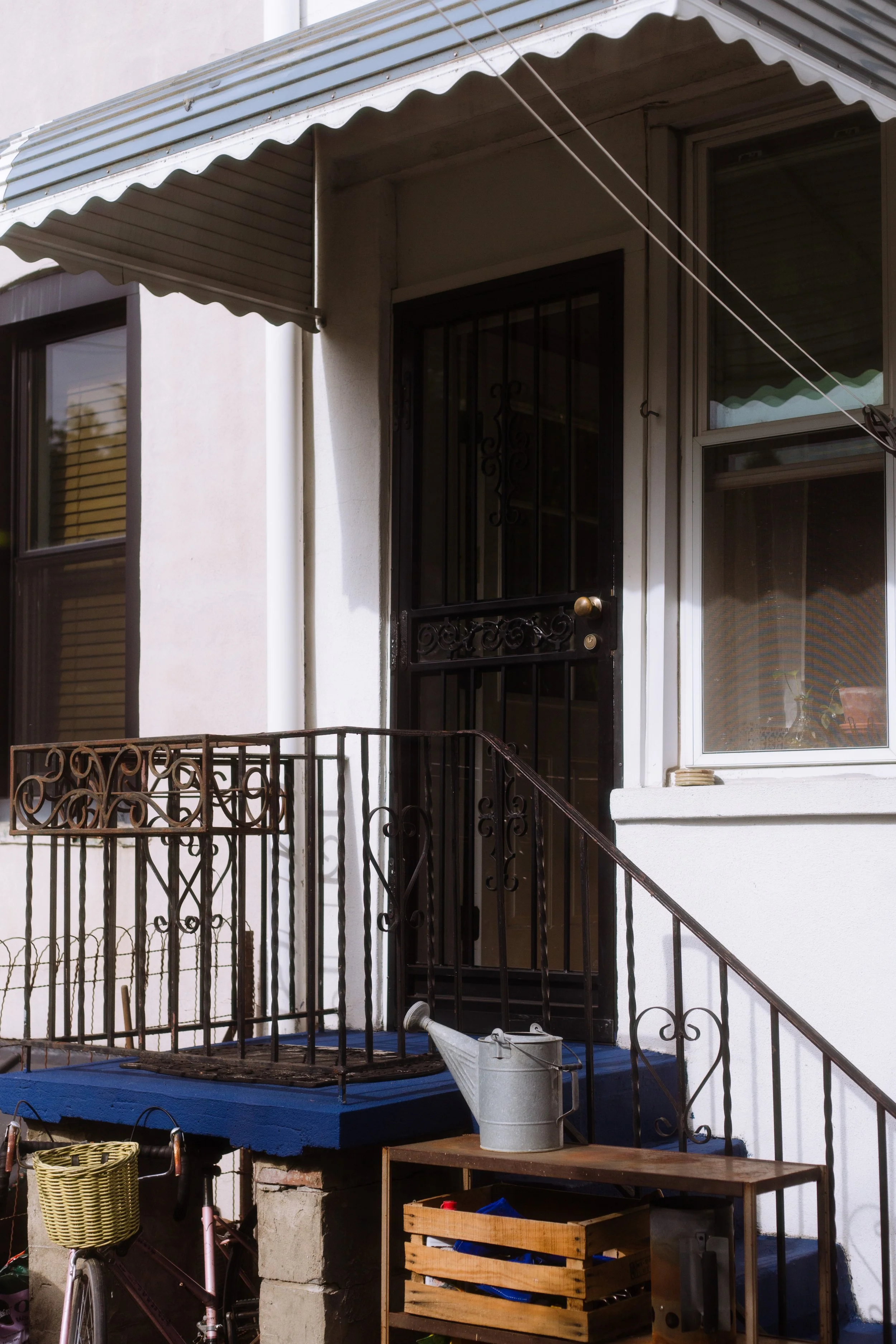 APARTMENT IN MAY_83.jpg