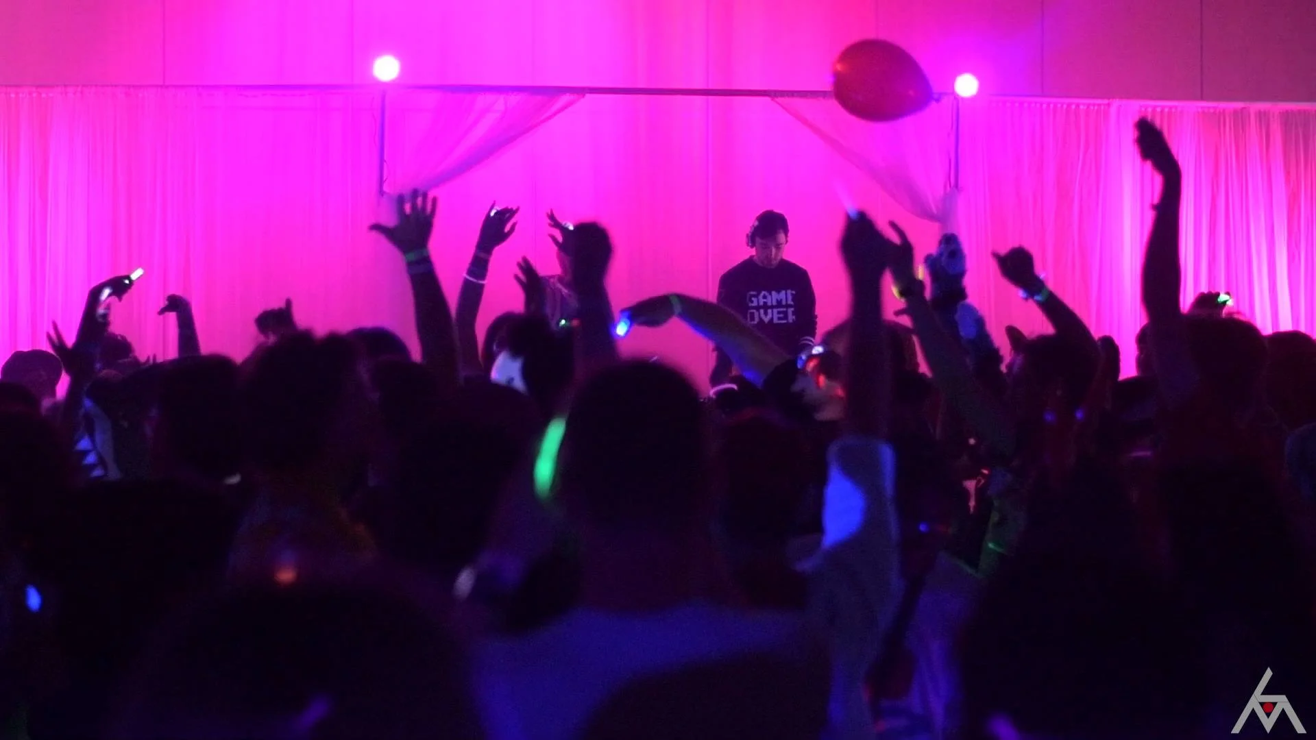 YetiCon 2018 Rave.jpg