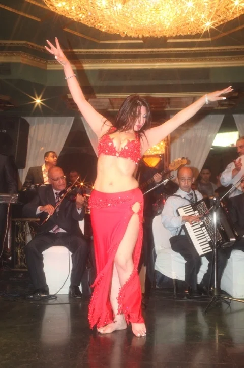 Egyptian Belly Dancer Aziza of Cairo