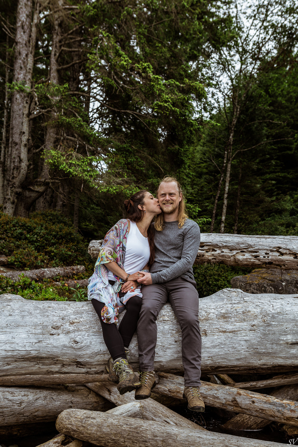 Vancouver Island engagement photoshoot