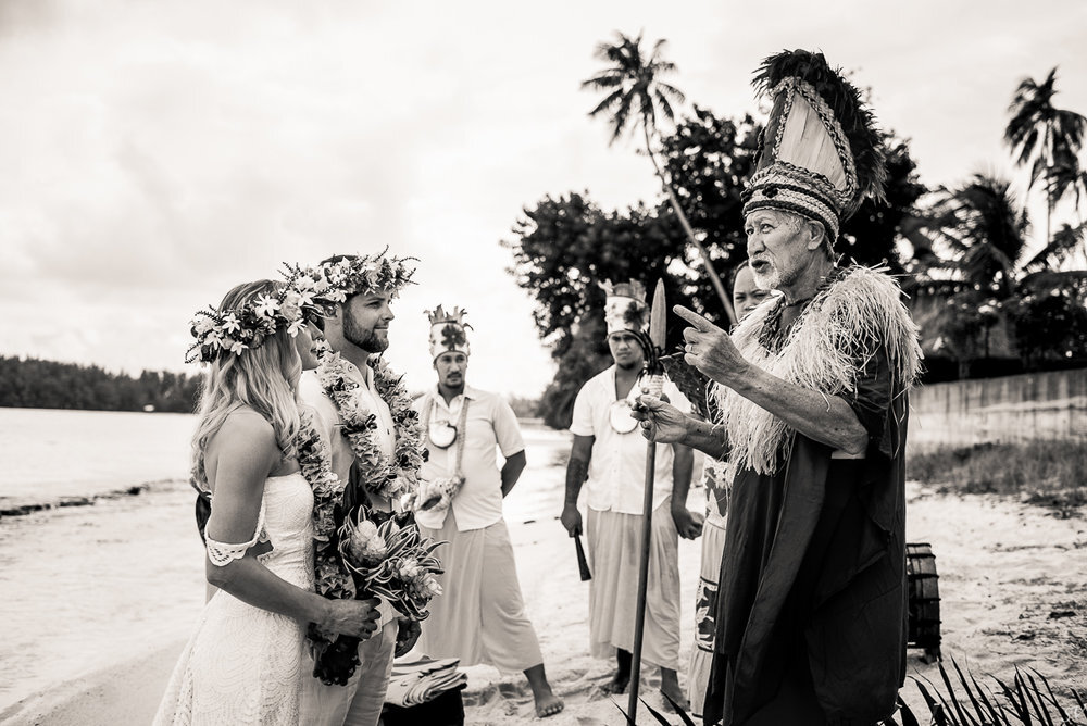 Photographer of Tahitian ceremony in Moorea.
