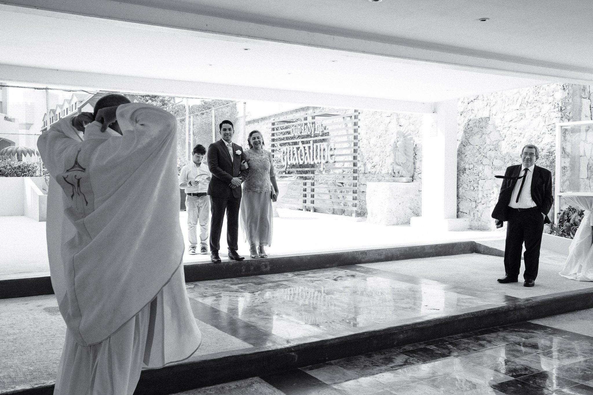 cancun-wedding-photographer-wyndham-alltra-16.jpg