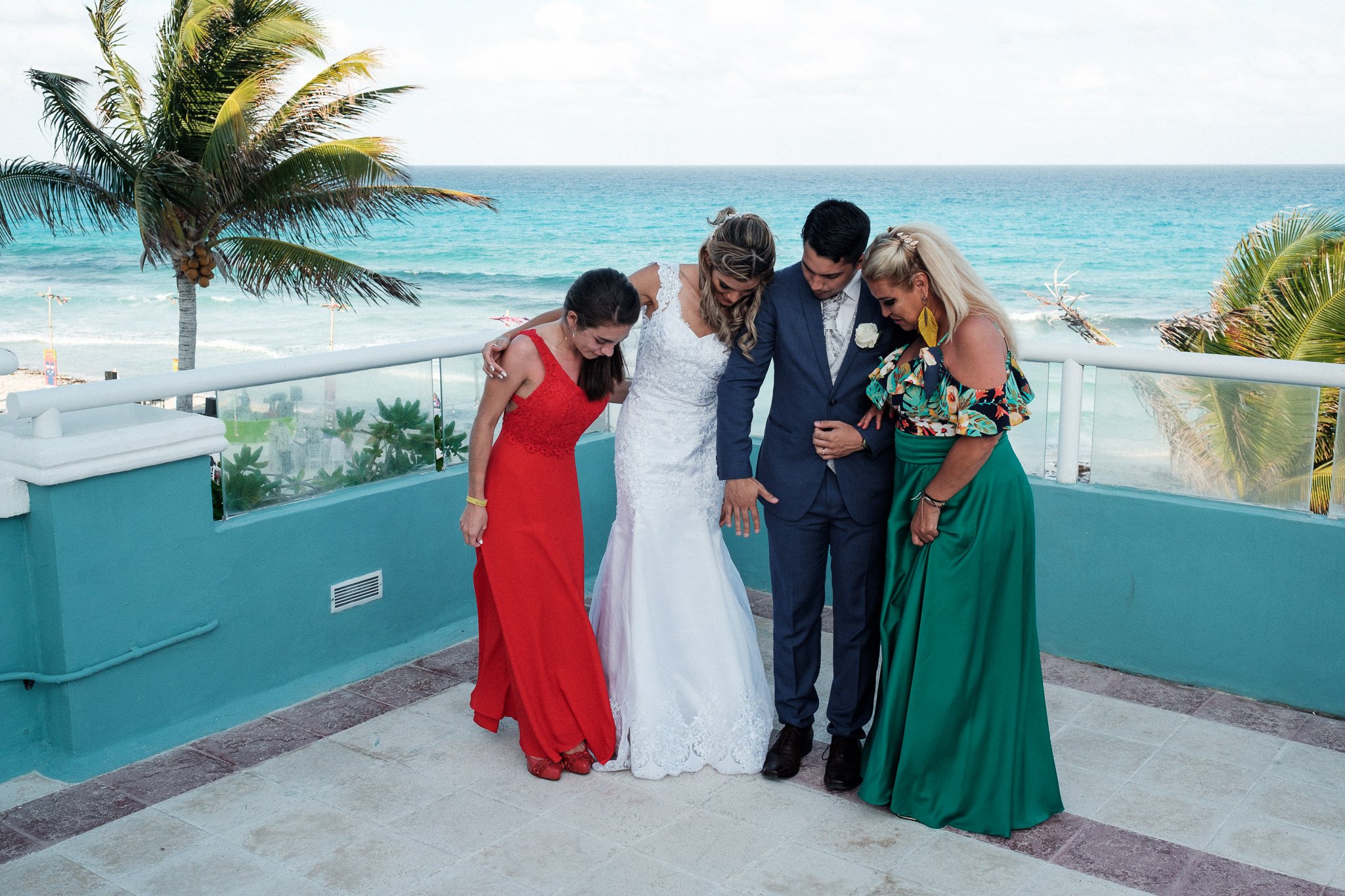 cancun-wedding-photographer-wyndham-alltra-49.jpg