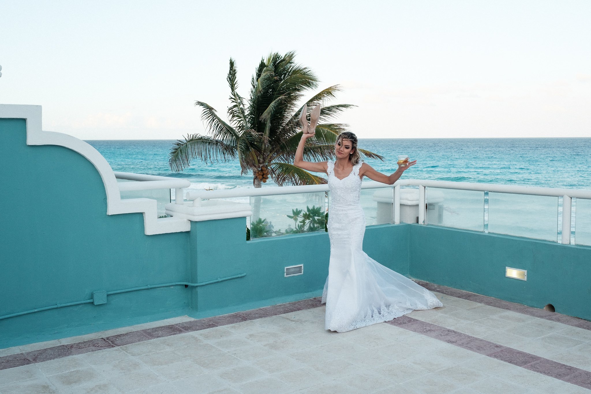 cancun-wedding-photographer-wyndham-alltra-51.jpg