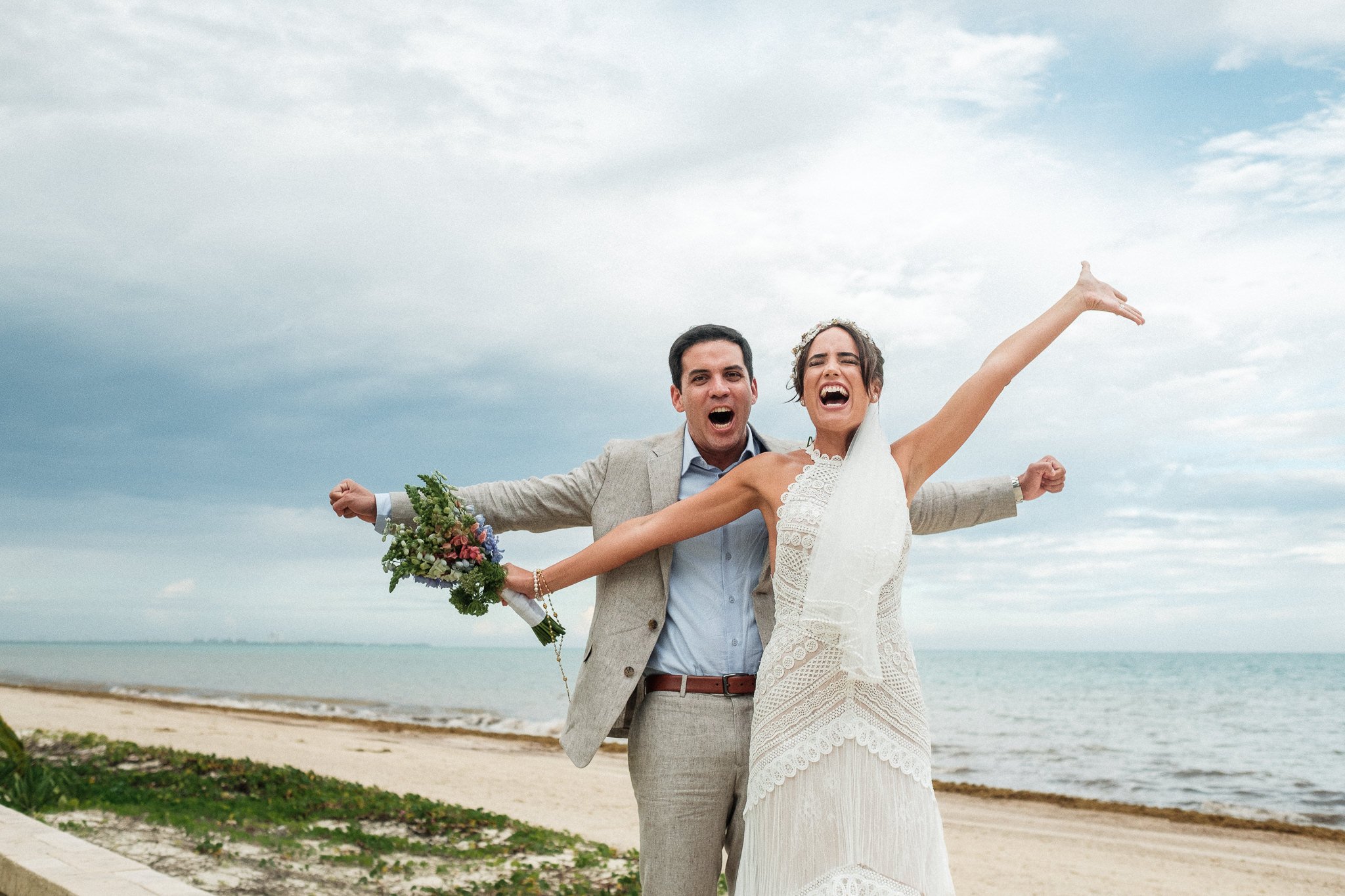 cancun-wedding-photographer-beach-palace-41.jpg