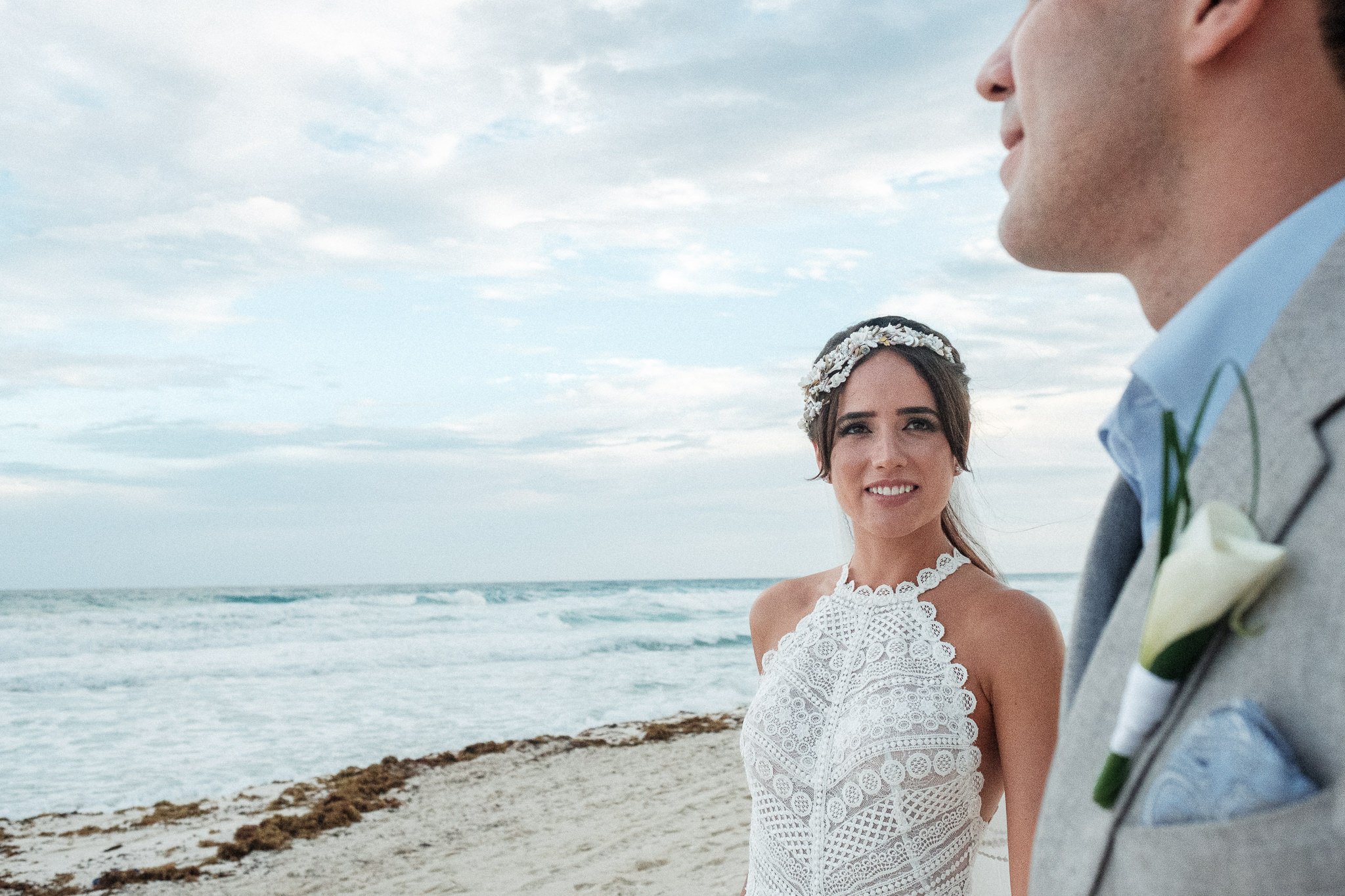 cancun-wedding-photographer-beach-palace-48.jpg