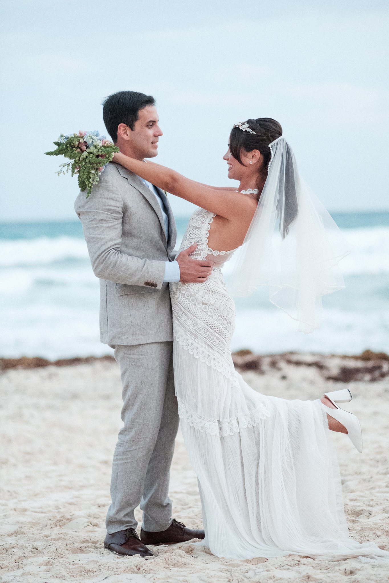 cancun-wedding-photographer-beach-palace-56.jpg