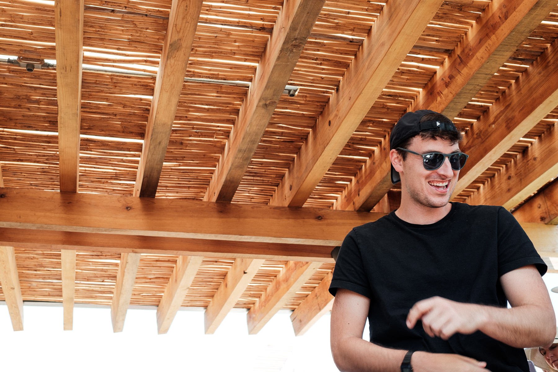 The groom during a quiet moment at Hotel Escondido, captured by Lucca Lazzarini's lens.