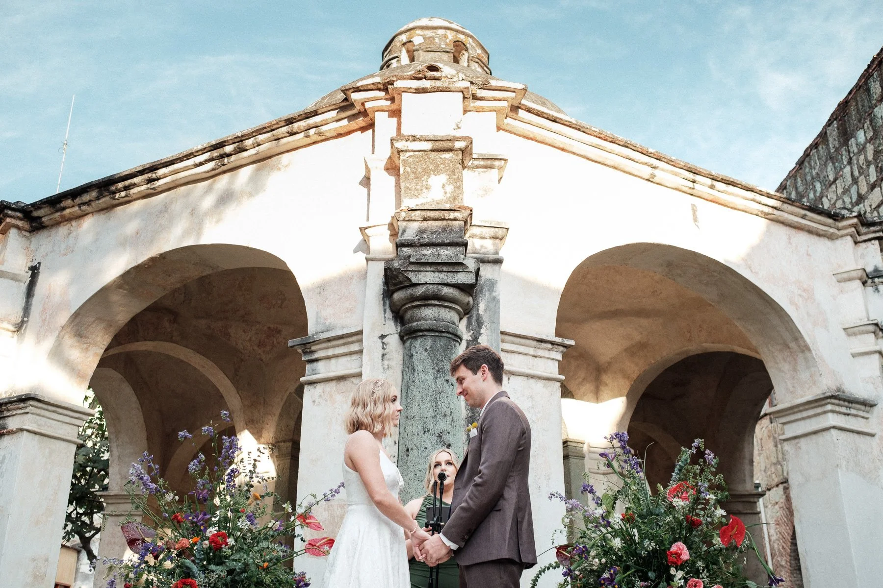Wedding ceremony at the historic Los Lavaderos site, a unique venue in Quinta Real Oaxaca.