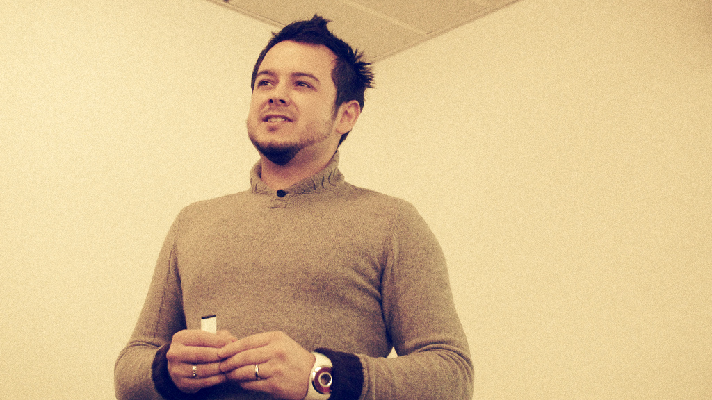 2009.12.10-AndyMiah.jpg