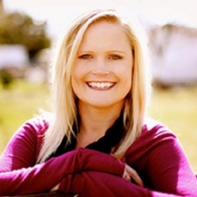 Holly-4.jpg