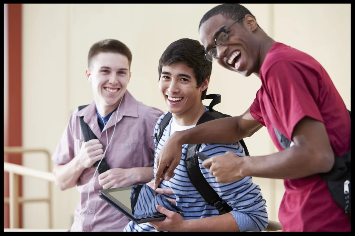highschoolguysgroup.jpg