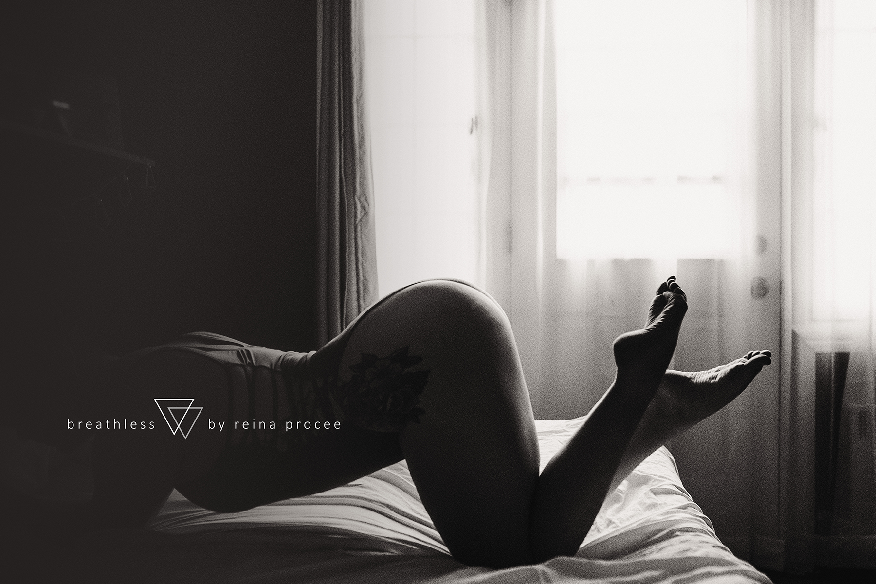 montreal-portraits-head-shots-boudoir-erotic-tasteful-beauty-photos-photography-pictures-32.png