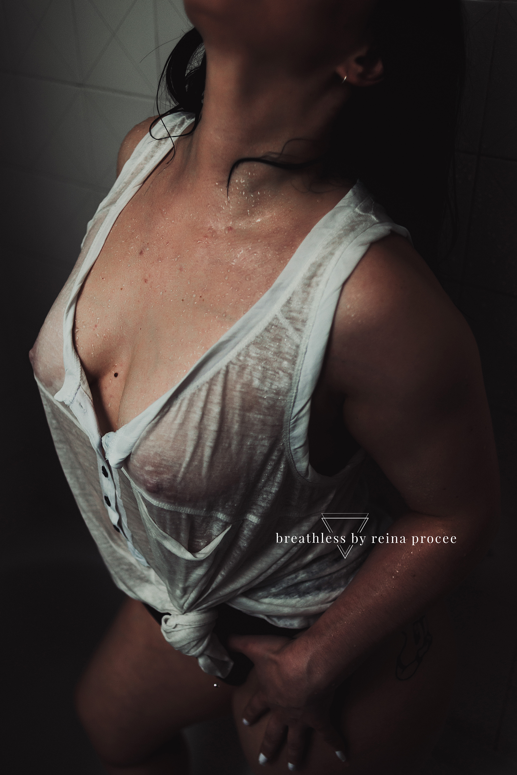 montreal-beautiful-boudoir-photography-studio-24.png