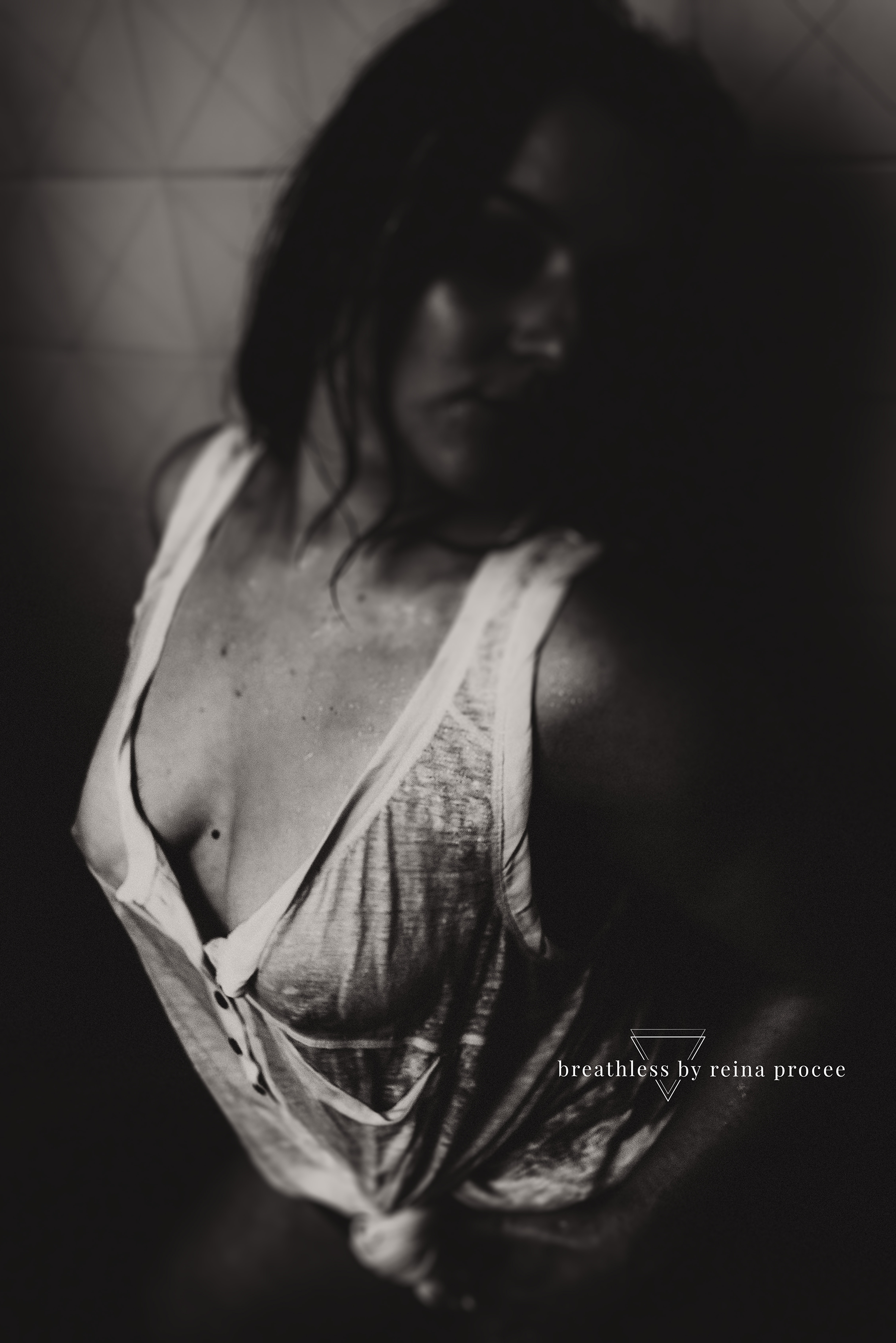 montreal-beautiful-boudoir-photography-studio-23.png