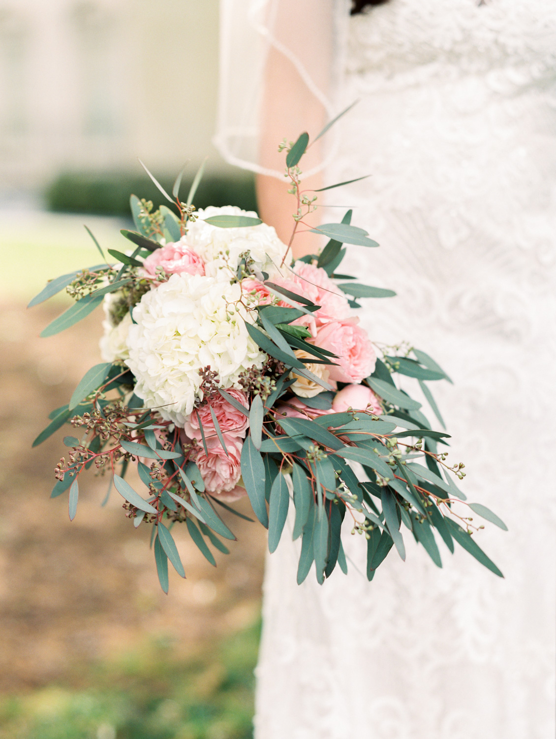 Richmond Jewish Marble Hall Wedding | Omni Hotel | VMFA | Beth Ahabah | Wedding Photography | Kelsey & Nate | kelseyandnate.com