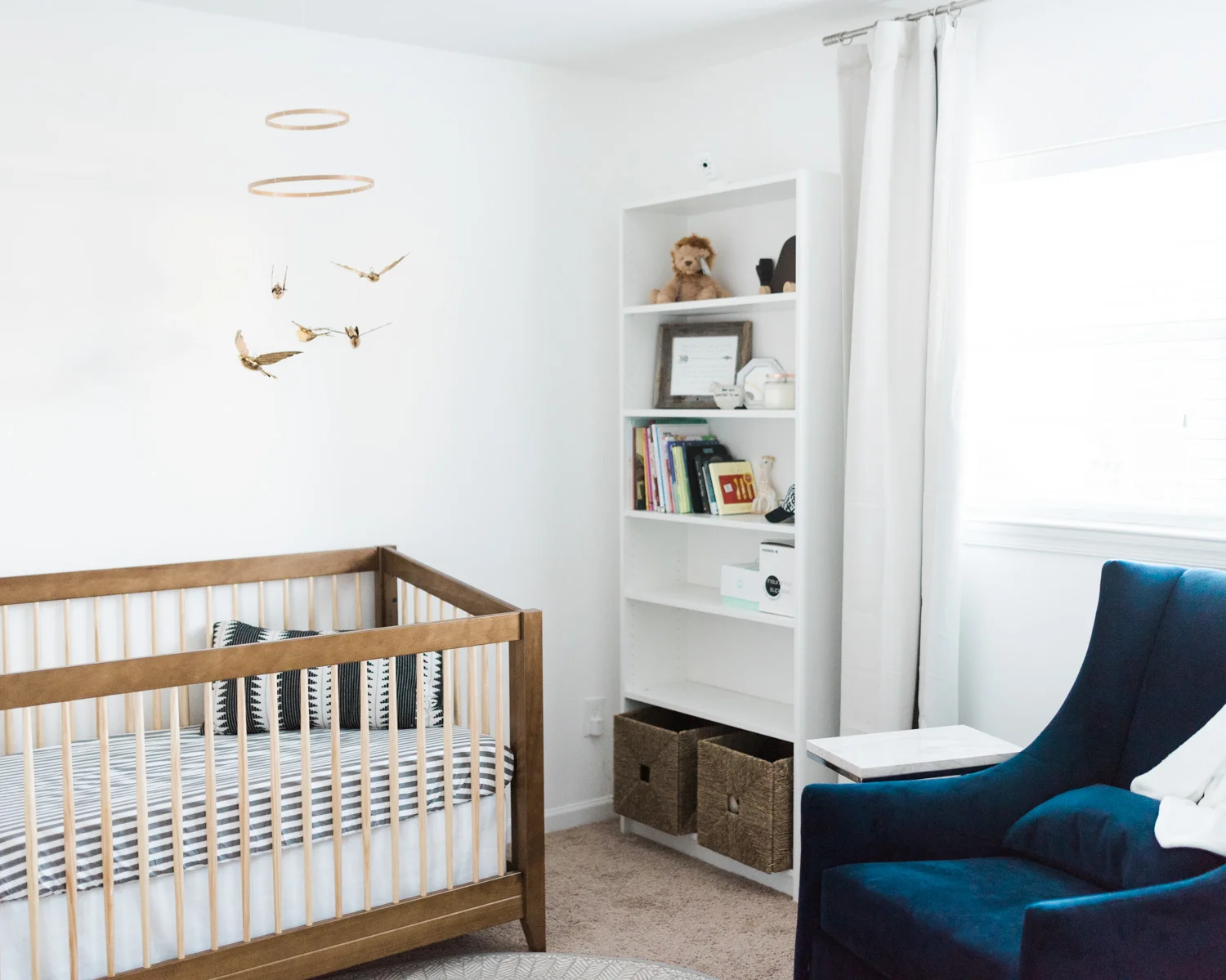 West Elm Inspired Newborn Lifestyle Session | Lynchburg Photographer | Kelsey & Nate | kelseyandnate.com