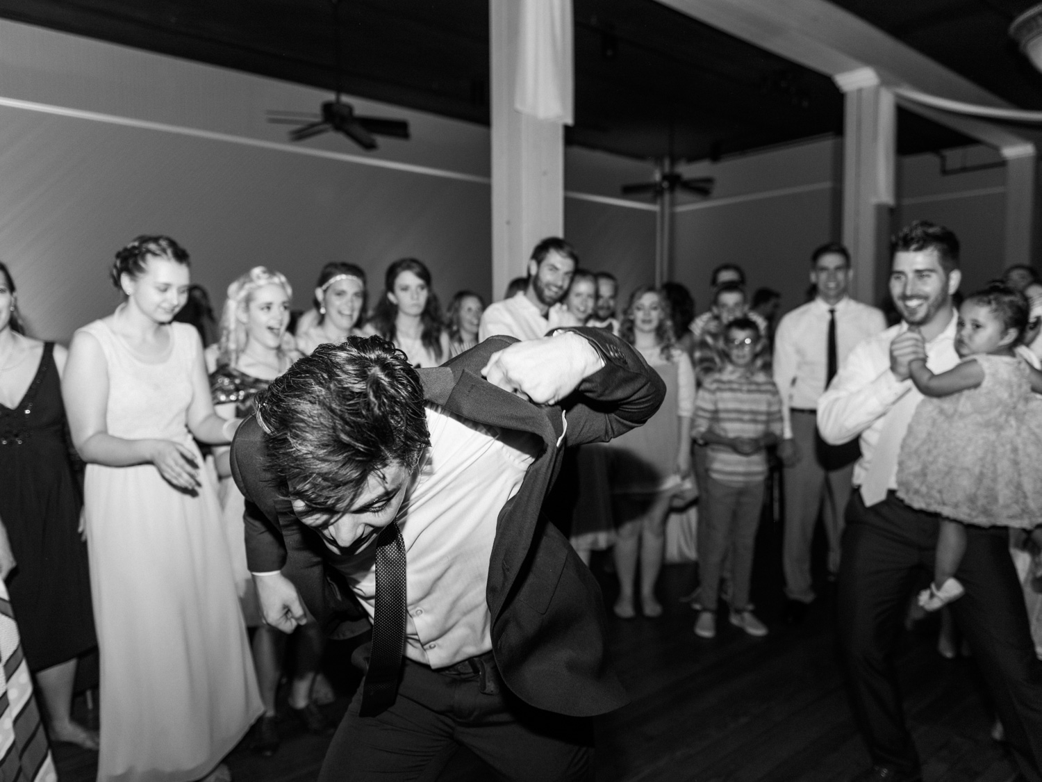 Tresca on 8th Spring Wedding | Lynchburg Film Wedding Photographer | Charlottesville Richmond Roanoke | Kelsey & Nate | kelseyandnate.com