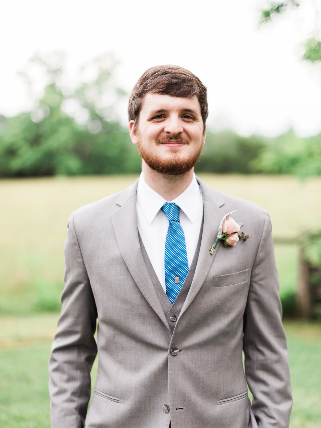 Lynchburg Virginia | Sorella Farms | Charlottesville Virginia | Wedding Photographer | Kelsey & Nate | kelseyandnate.com | Scottish Wedding Lacey Dress