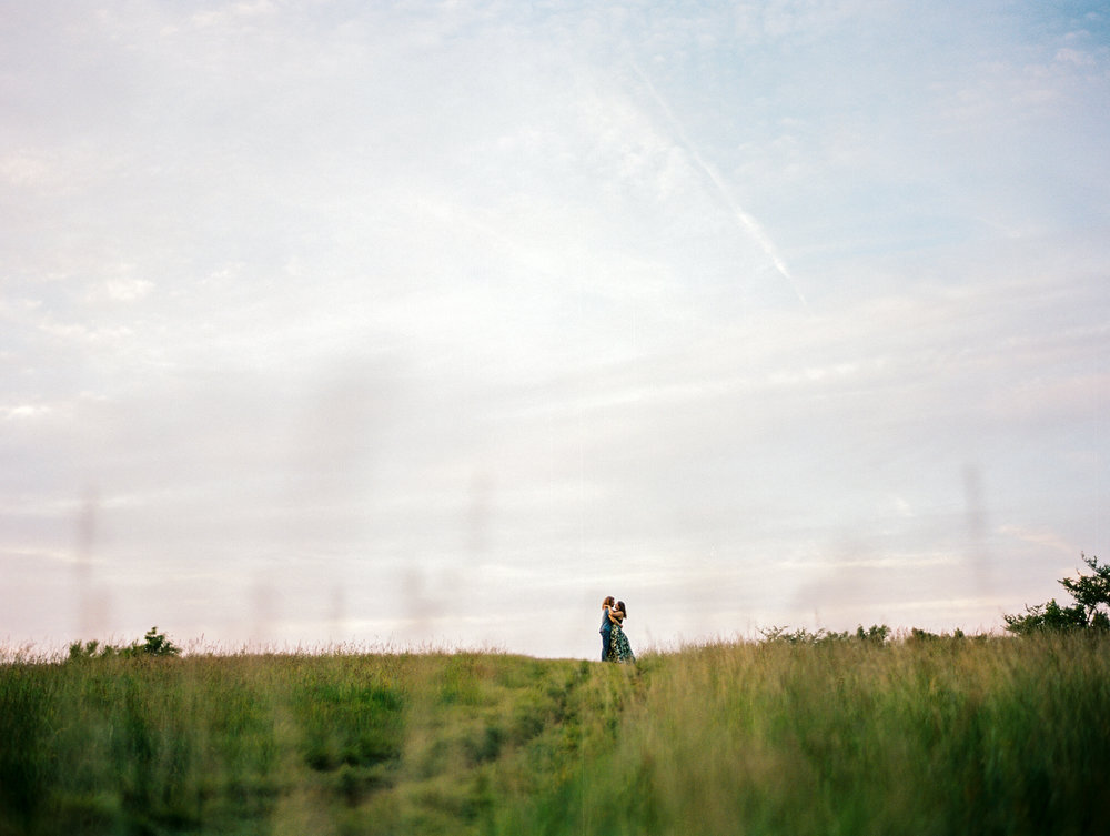 Blue-ridge-mountains-film-wedding-charlottesville-photographer-21.jpg