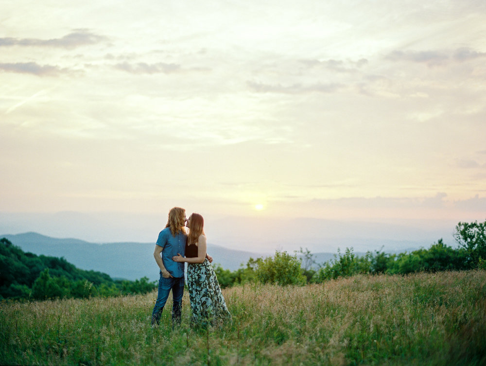 Blue-ridge-mountains-film-wedding-charlottesville-photographer-23.jpg