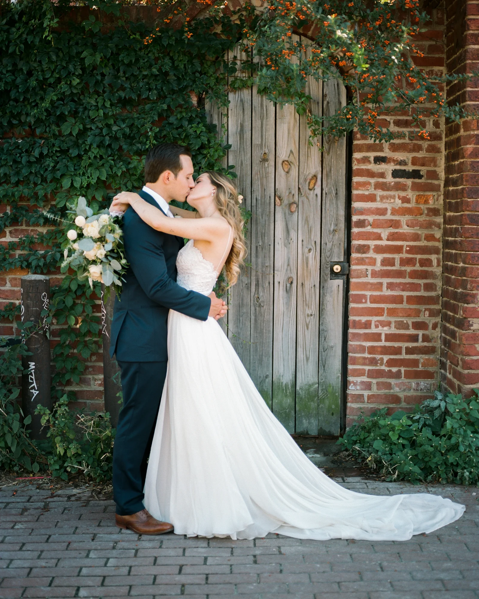 LongView-Gallery-Wedding-Art-Washington-DC-Film-Photographer-40.jpg
