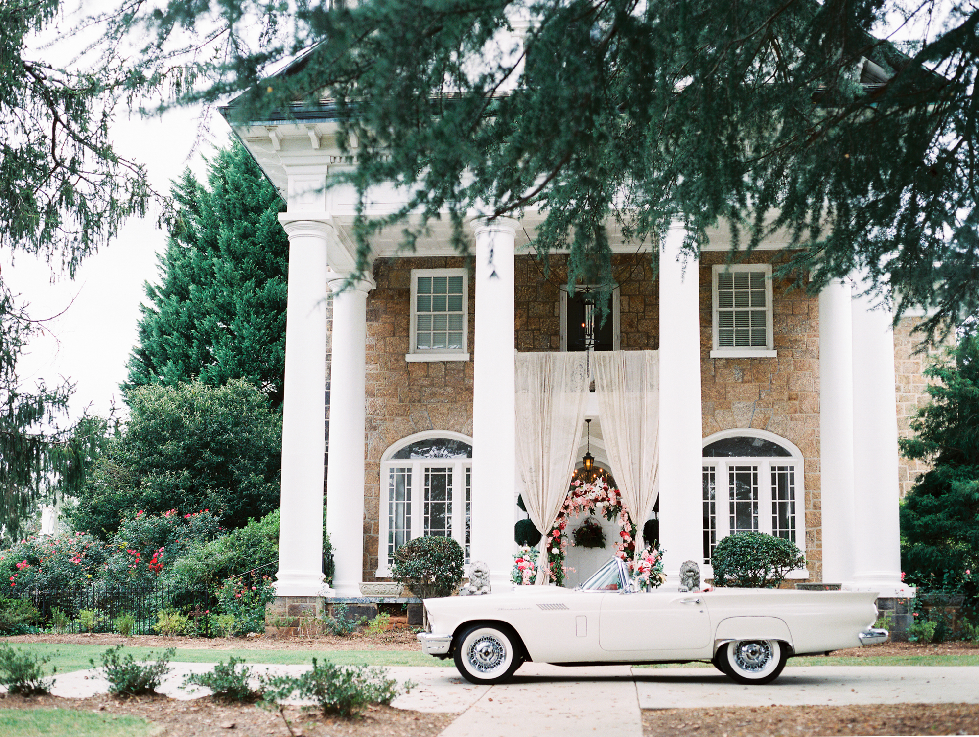 gassaway-mansion-greenville-south-carolina-luxury-film-wedding-photographer-1.jpg