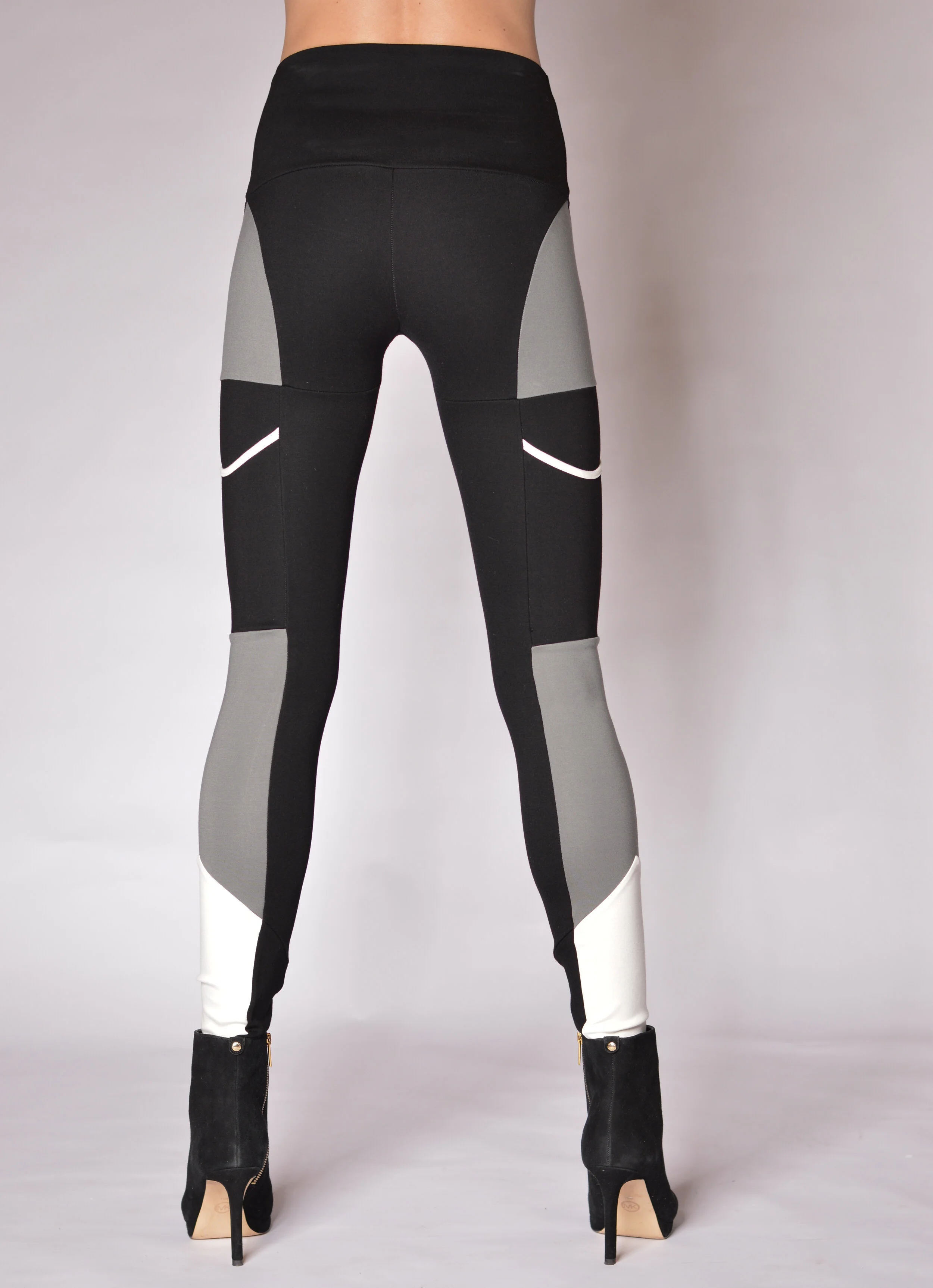 Art Thief Pocket Leggings in Color 