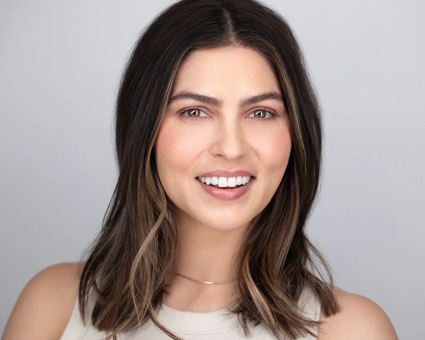 When preparation meets opportunity &mdash; say cheese 📸 ! #headshot #chicagomodel #chicagoheadshots #modelcoach @adrian_orozco_ 💄: @melaniemarieartistry