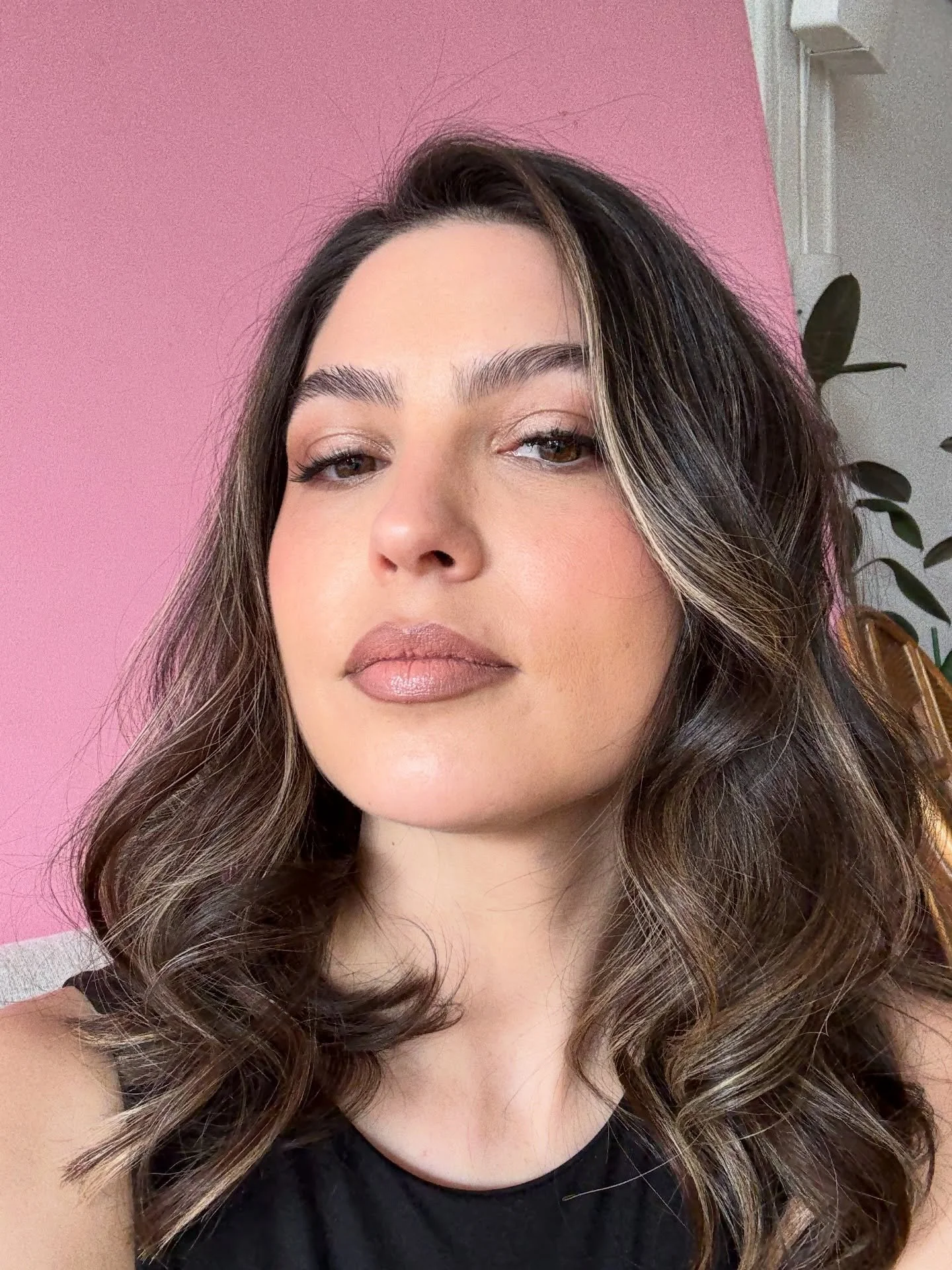 Lips 👄 and lashes 🫣 oh my!! 

#bts #beautyshoot #chicagomodel #bourdoir #modelcoach