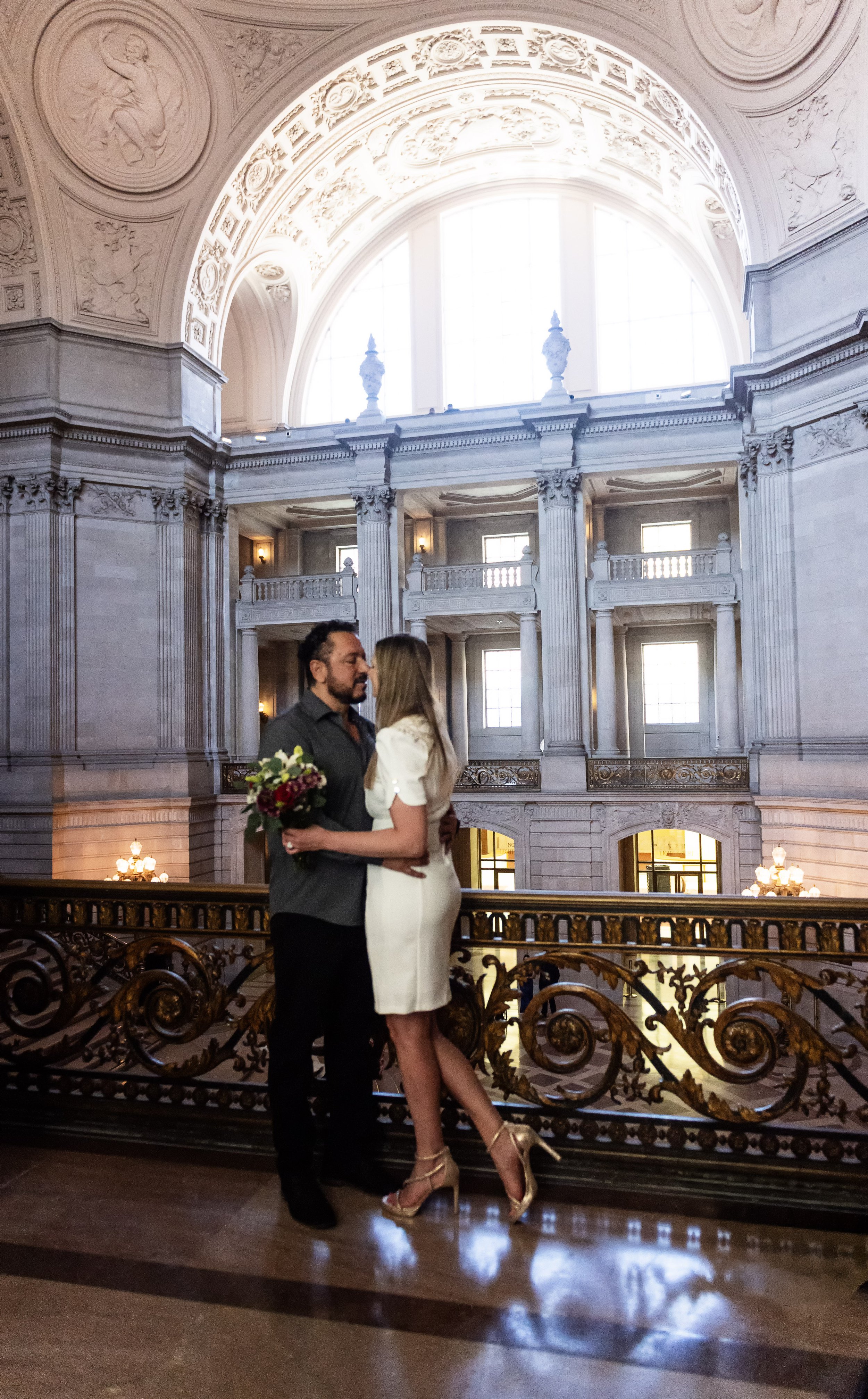 sf-city-hall-second-floor-hallway-wedding-portrait.jpg