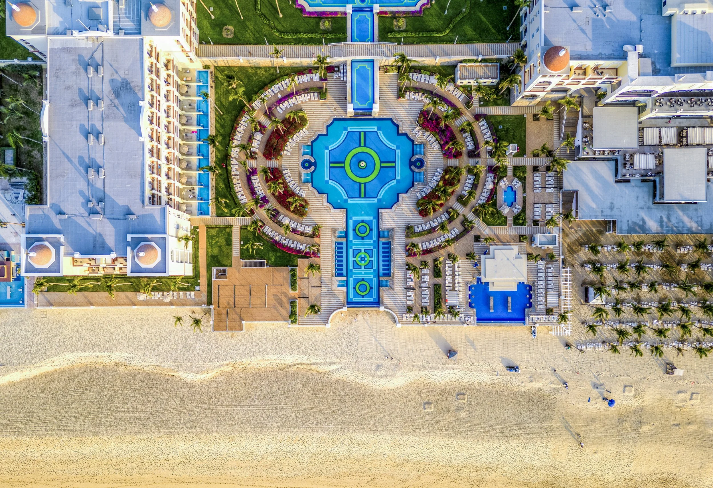 RIU drone vista.jpg