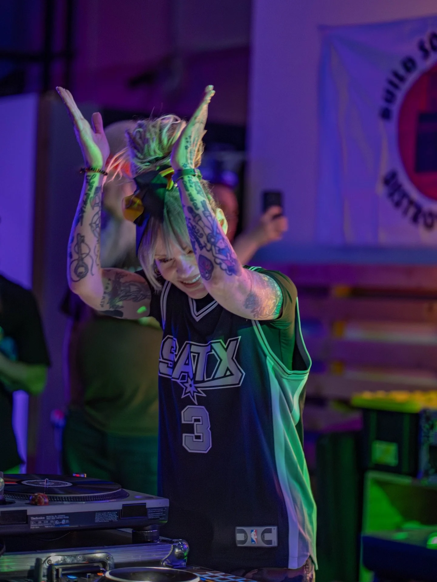 CHARLIE'S DUB CORNER DAY 1 
South was vibrating. Thank you to everyone who pulled up and showed love! The energy was unreal.
We&rsquo;re back today. 4pm. King Remo Sound + Likkle Boom Sound System. Benefiting @ctxfoodbank .
Day 2. Don&rsquo;t miss it