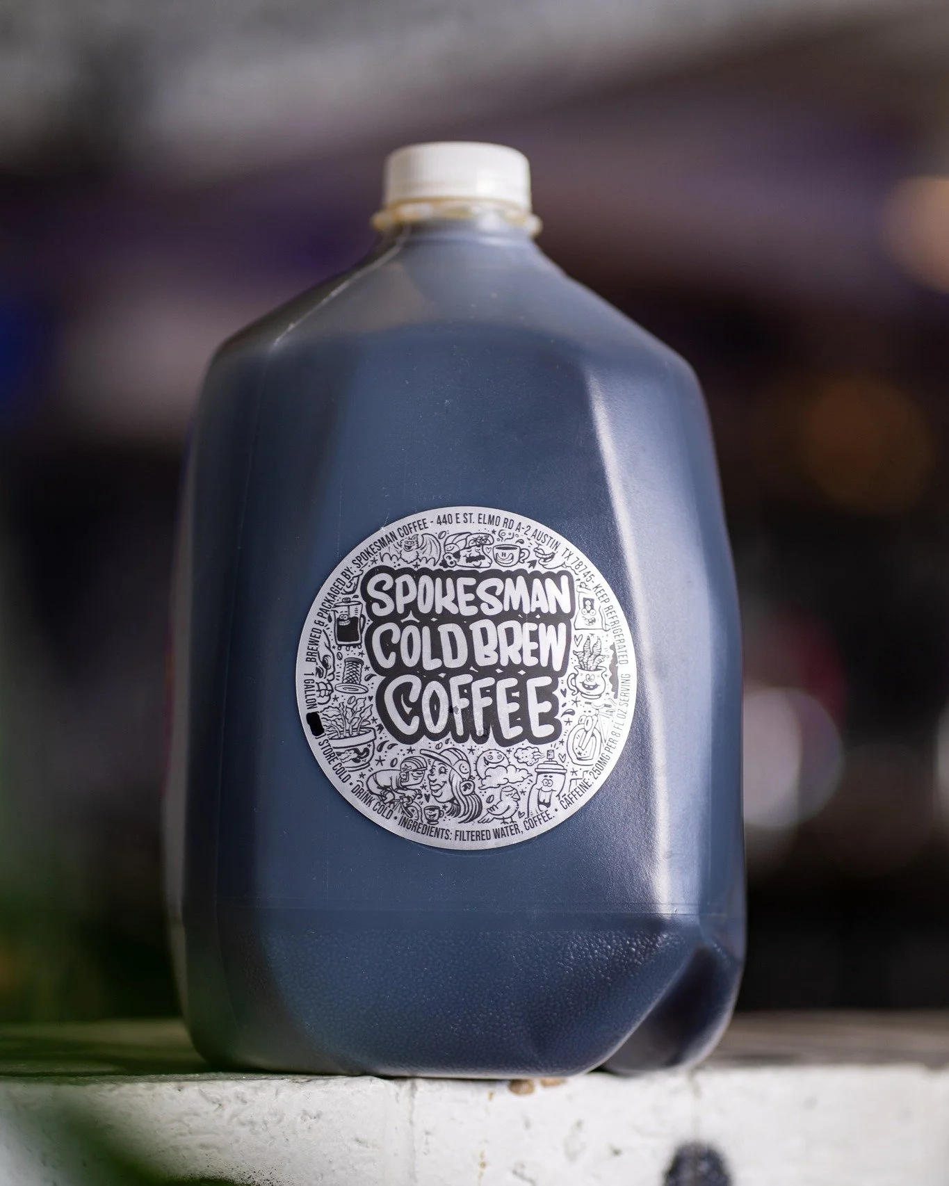 Sorry rest of the world &mdash; this one's Austin only. 🥤
128oz of Spokesman Cold Brew. Mexican single-origin blend (Veracruz + Puebla). Chocolate, cherry, low acid, all summer.
Brewed fresh, delivered cold. Link in bio.

🎨 @brikslovesyou