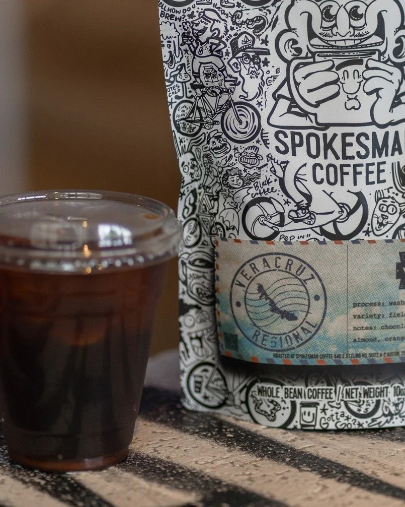 MEXICO &mdash; VERACRUZ REGIONAL (VCR) 📮
Directly traded, Coatepec to Austin. Our partner mill APG runs every step of the cherry processing, so the cup lands consistent every time.
Chocolate, caramel, almond, orange, vanilla.
Cold brew it or make it