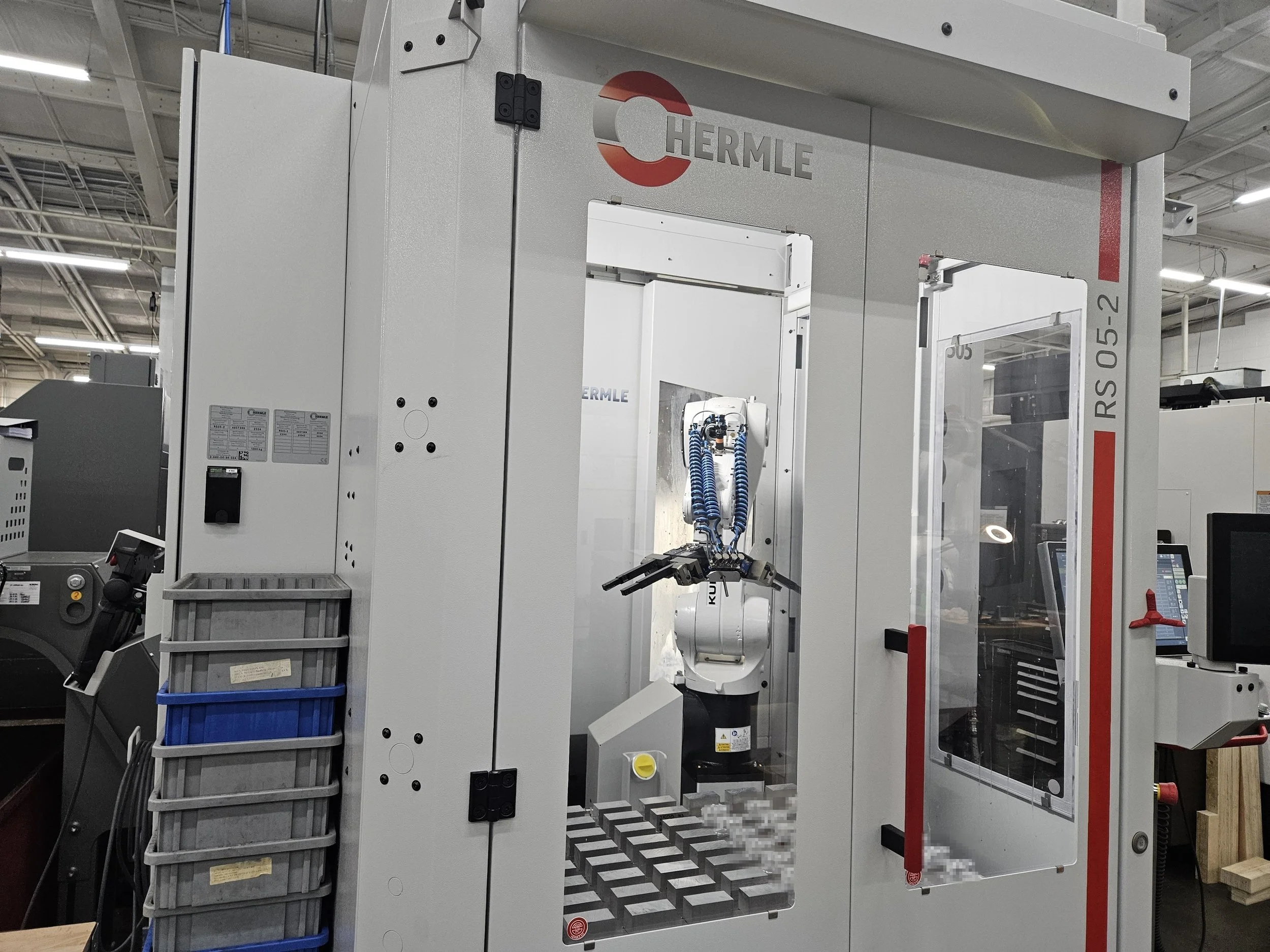 RS 05-2 robot system with automatic finger change