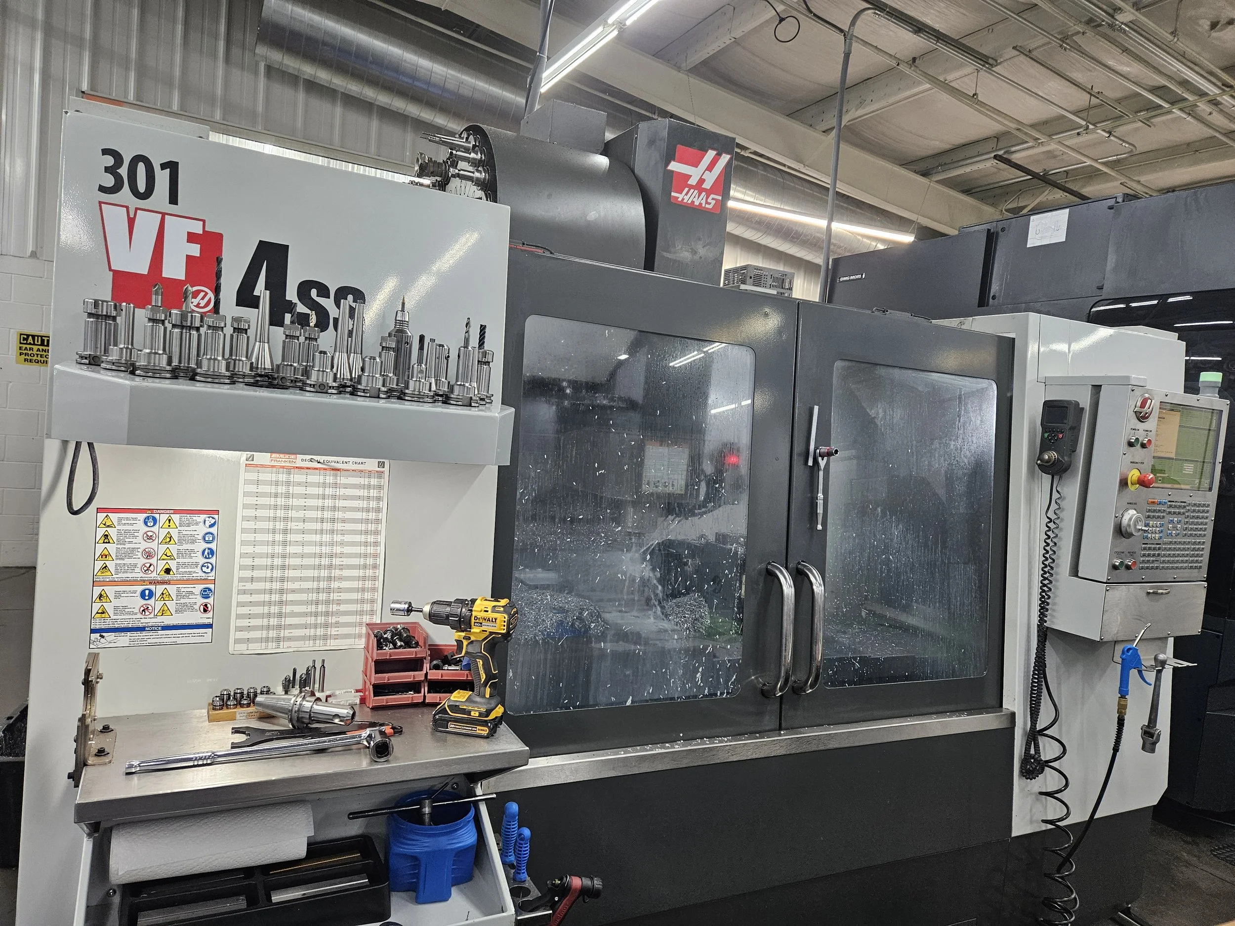 Haas VF-4ss VMC