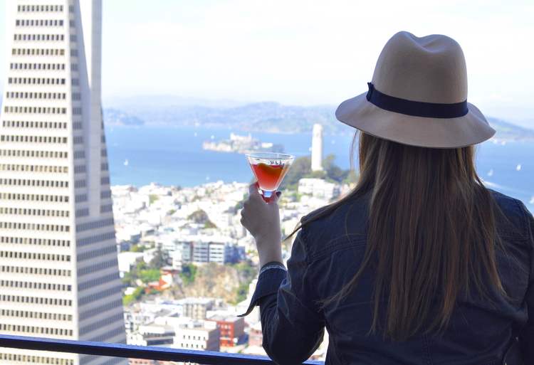  SWEEPING CITY VIEWS FROM THE LOEWS HOTEL IN SAN FRANCISCO. 