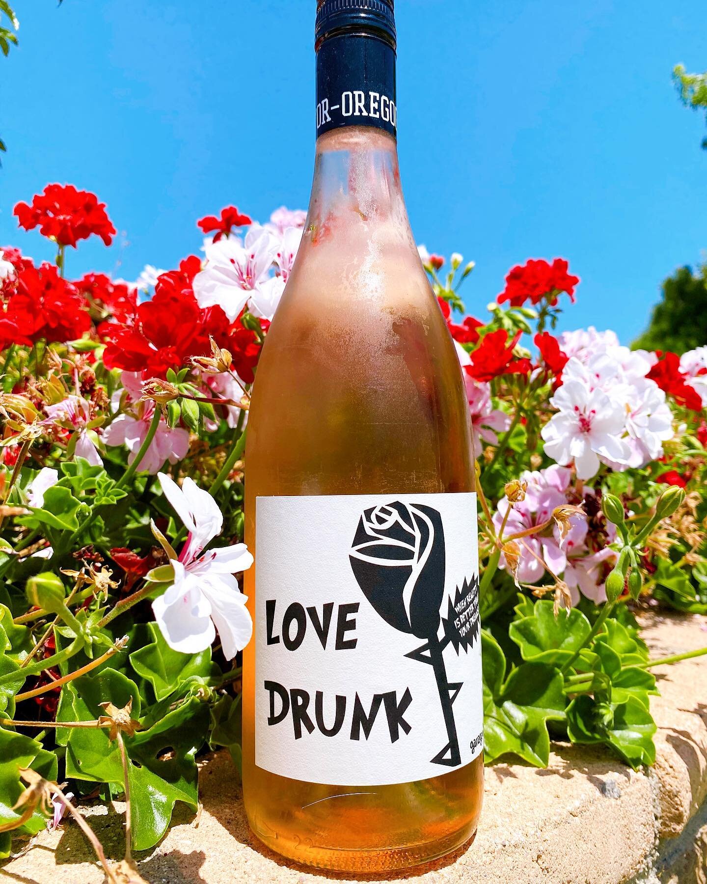 &ldquo;Love Drunk&rdquo; from @maisonnoirwines  is one of my go-to fave ros&eacute;s for a long time 💕 So refreshing with flavors of 🍓 and a hint of 🥝 with raspberry on the nose. It is perfection in a bottle, the cool down you need on a hot day, a