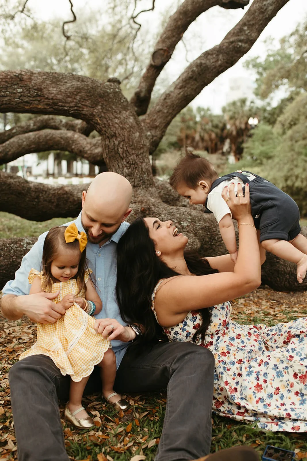 Why Treaty Oak Park Is One of the Best Family Photo Locations in Jacksonville, Florida
