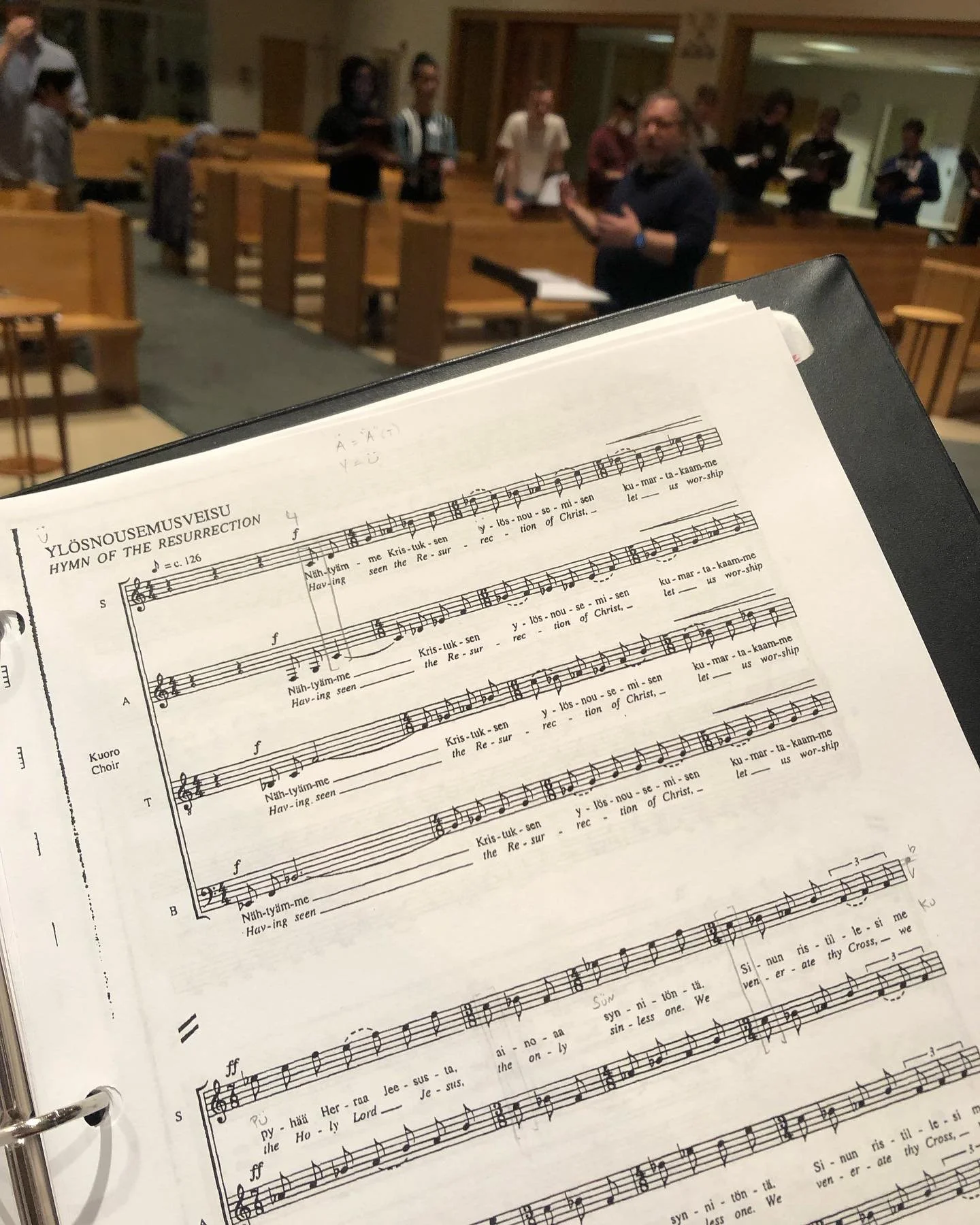 Working on our Finnish tonight at rehearsal 🇫🇮 both hypnotic and lyrical, this piece is guaranteed to transport! 

#18thstsinger #DCchoir #DCmusic #languages #finnish