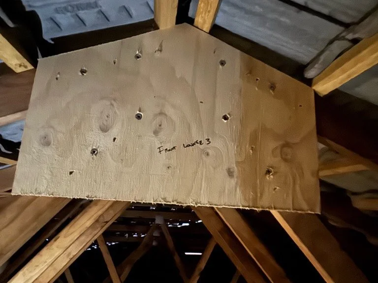 Front lounge standard truss 3 gusset plate