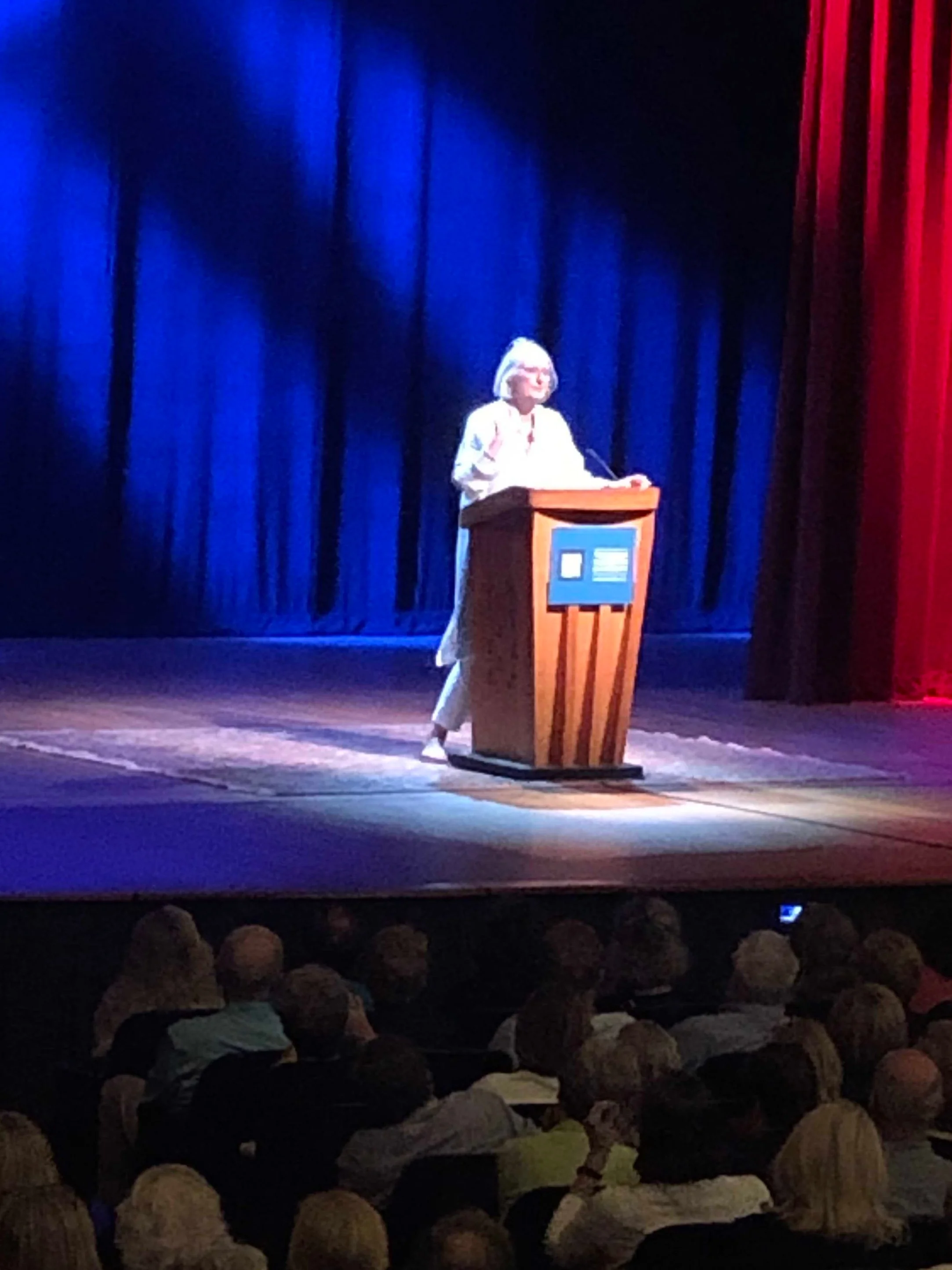LouisePenny.jpg