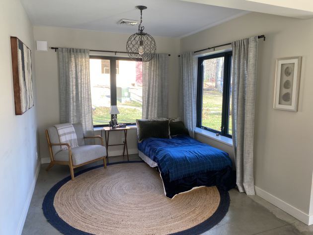 Luxury Cabin Private Nook in Open Space